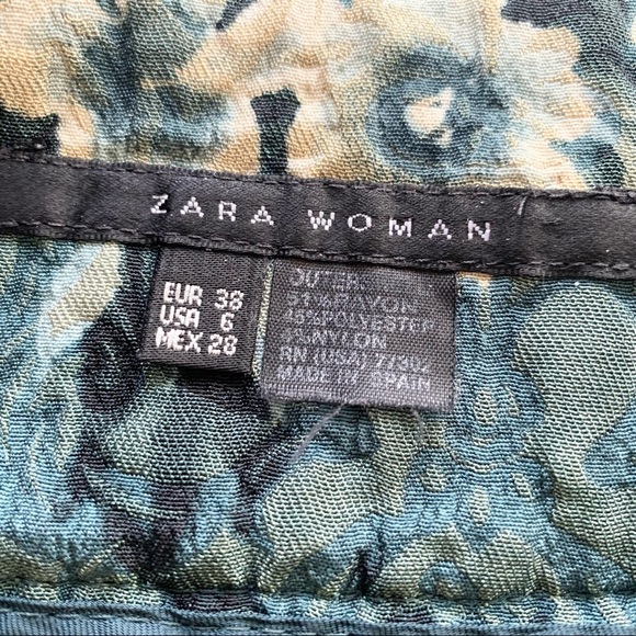🌸Zara🌸 Women’s Floral Pleated Skirt Size 6 Teal Cream - Picture 3 of 9
